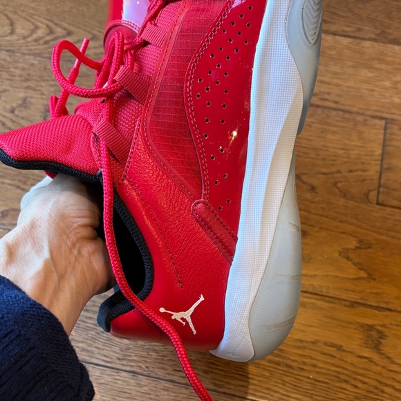 Nike Air Jordan 11 Mids Red size 11 like new - Picture 9 of 16